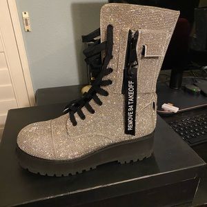 Poster Grl Dolls Kill Billionaire Bling Boots